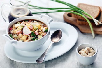 Окрошка і всі-всі-всі: 8 місць, де подають холодні супи