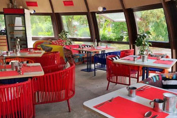 Нове місце (Київ): кафе індійської кухні Saravsari на Львівській площі