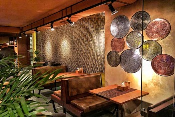 Новое место (Киев): Hummus Bar — ближневосточная кухня на Печерске