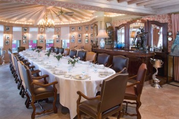 Новорічний корпоратив: кращі пропозиції ресторанів Києва