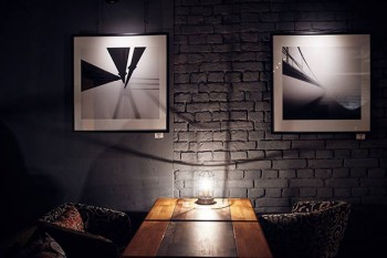 Нове місце (Київ): It's NOT the LOUVR gallery bar - культурний хаб в центрі Києва