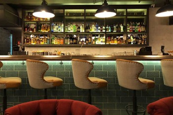 Нове місце (Київ): бар Gimlet