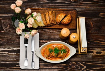 Для SAMOGONщиків: мережа ресторанів Samogon Bar відкрила новий ресторан на Оболоні