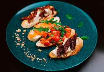 Нове місце (Київ): ресторан італійської кухні Ad Hoc