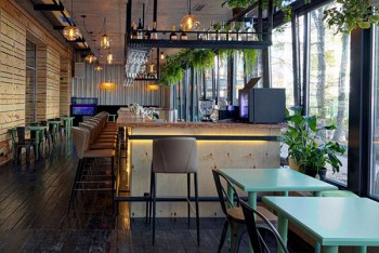 Нове місце (Київ): «Маца і Полум'я» на Гончара