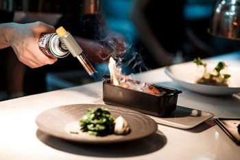 Кращі ресторани Києва з відкритою кухнею